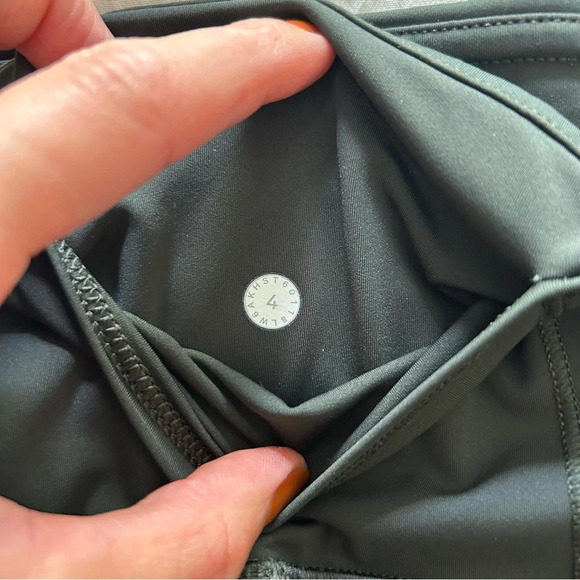 Lululemon Fast and Free High-Rise Crop 19 inch Dark Olive Size 4 - Picture 7 of 7